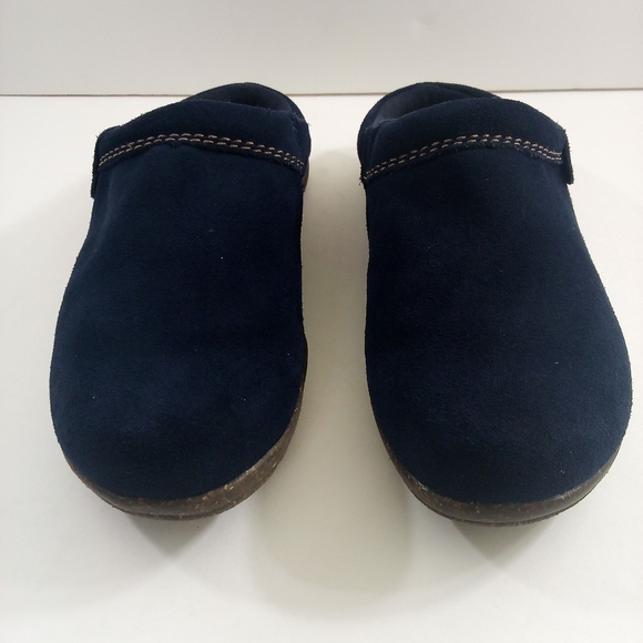 Clarks Women 8 Wide Suede Blue Clogs - Picture 2 of 8